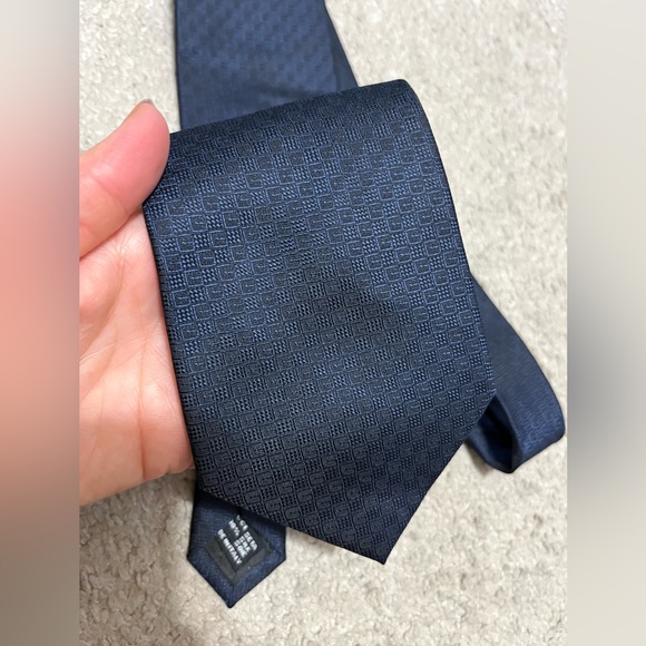 GUCCI Silk Tie Navy Blue Made in Italy - Picture 3 of 10